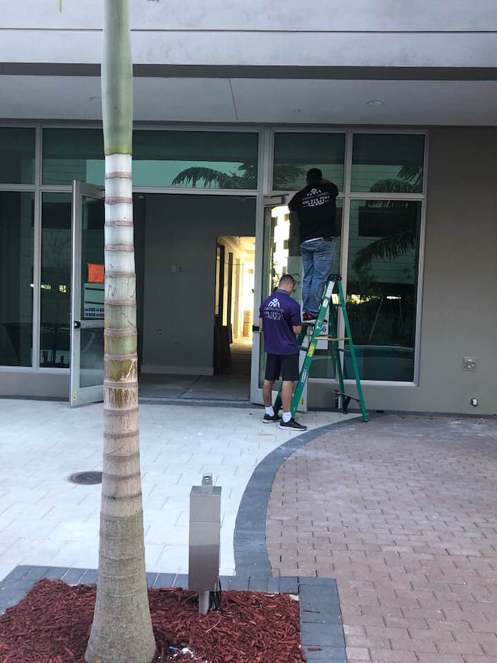 A Medeko Locksmith Crew working